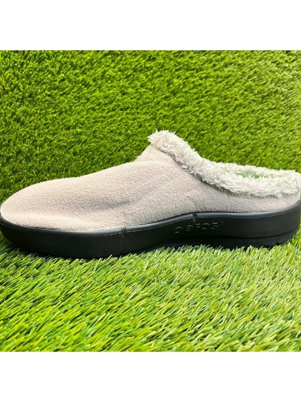 OOFOS OOcoozie Mens Size 12 Beige Black Casual Slip On Recovery Mules Shoes